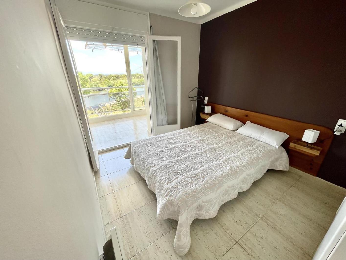 33Apartamento Soleado De Dos Habitaciones Эмпуриабрава Экстерьер фото
