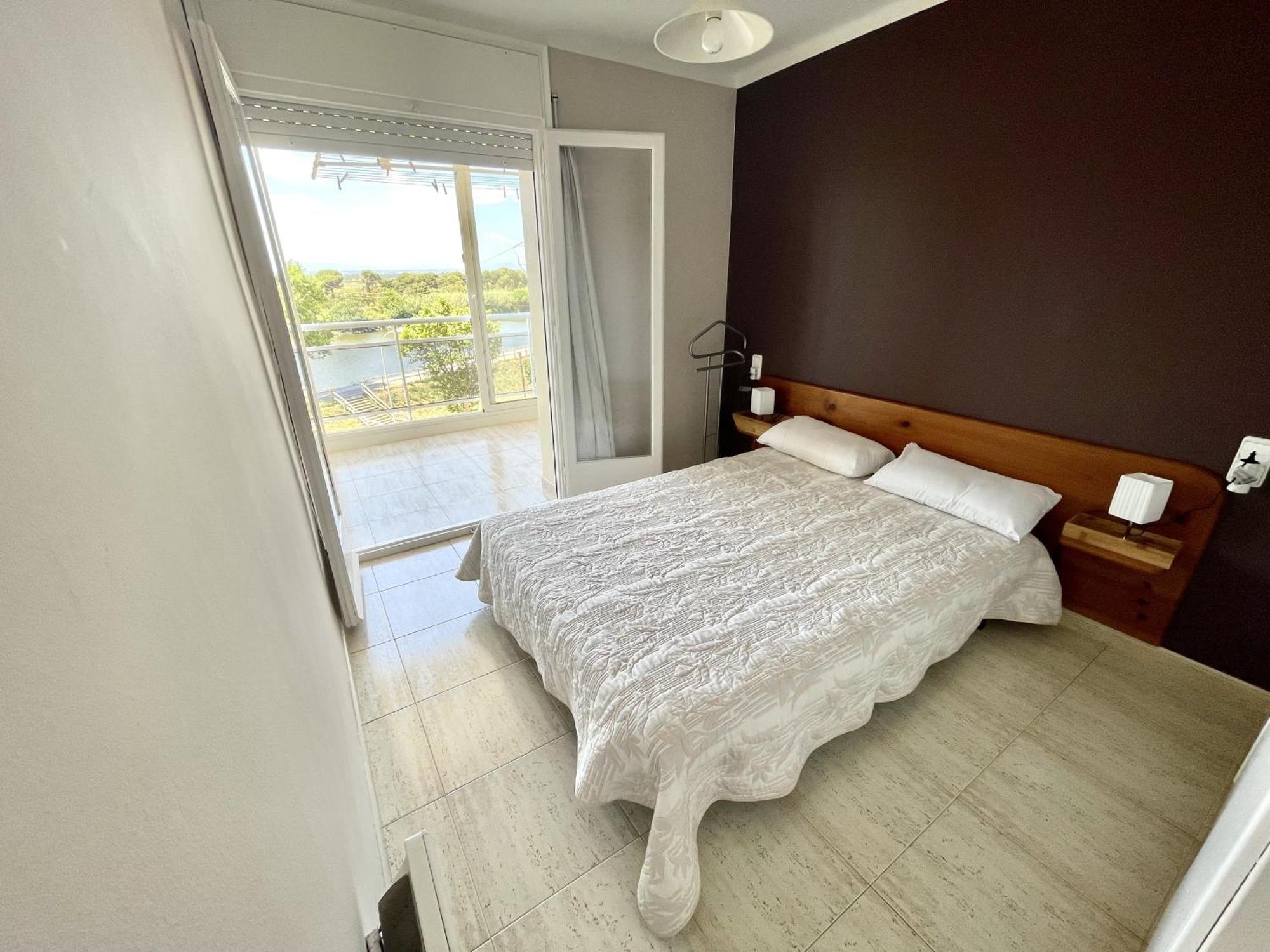 33Apartamento Soleado De Dos Habitaciones Эмпуриабрава Экстерьер фото